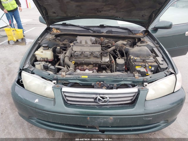 44879839 :رقم المزاد ، 4T1BF22K6YU941633 vin ، 2000 Toyota Camry Le V6 مزاد بيع