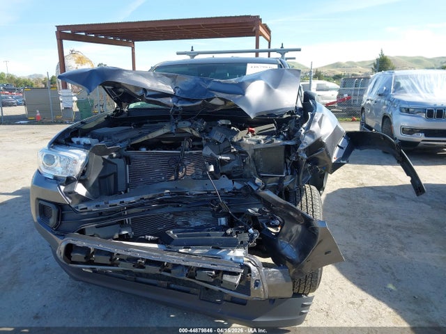 3TYRZ5CNXNT017799 Toyota Tacoma Sr V6
