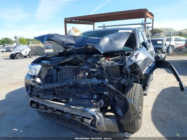3TYRZ5CNXNT017799 Toyota Tacoma Sr V6