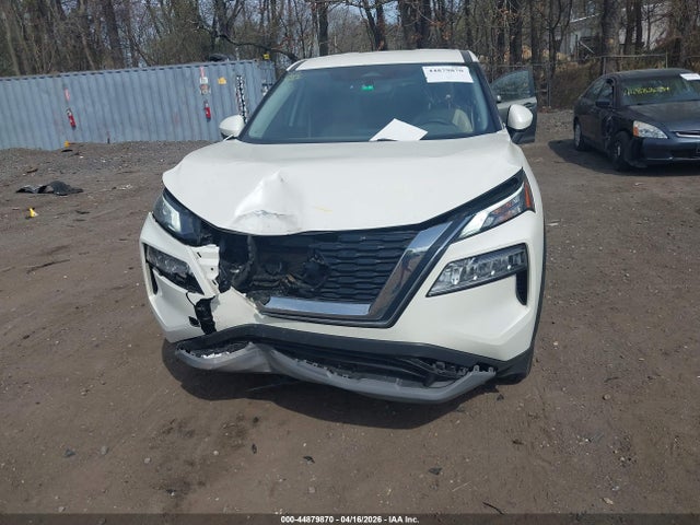 44879870 :رقم المزاد ، JN8AT3BA9MW013744 vin ، 2021 Nissan Rogue Sv Fwd مزاد بيع