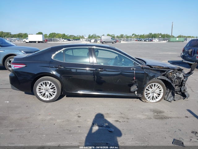 Продаж на аукціоні авто 2018 Toyota Camry Xle, vin: 4T1B11HK6JU125544, номер лоту: 44879876