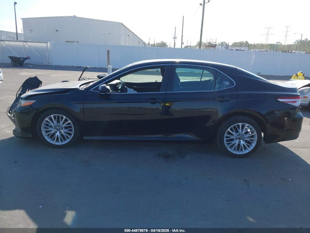 Продаж на аукціоні авто 2018 Toyota Camry Xle, vin: 4T1B11HK6JU125544, номер лоту: 44879876