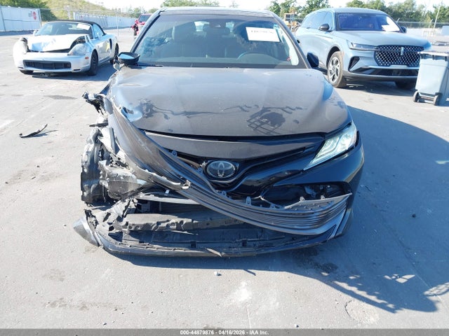 Продаж на аукціоні авто 2018 Toyota Camry Xle, vin: 4T1B11HK6JU125544, номер лоту: 44879876
