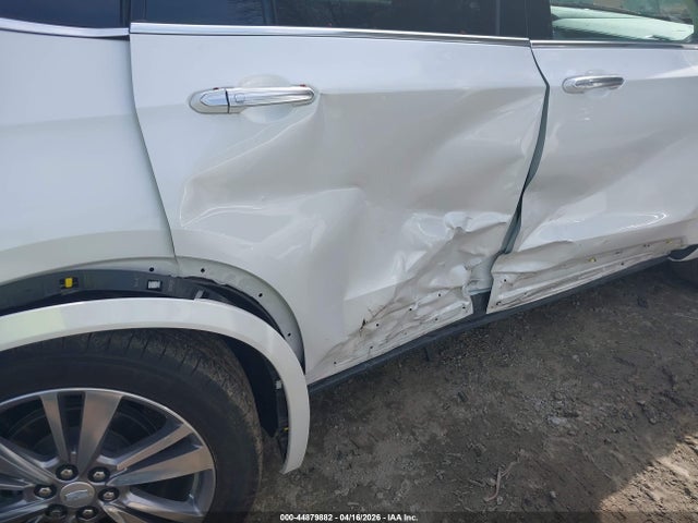 44879882 :رقم المزاد ، 1GYKPDRS6RZ711527 vin ، 2024 Cadillac Xt6 Awd Premium Luxury مزاد بيع