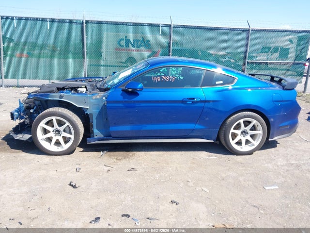 Продажа на аукционе авто 2018 Ford Mustang Gt, vin: 1FA6P8CF7J5106220, номер лота: 44879898