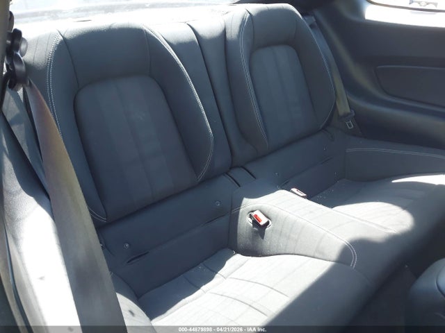 Продажа на аукционе авто 2018 Ford Mustang Gt, vin: 1FA6P8CF7J5106220, номер лота: 44879898
