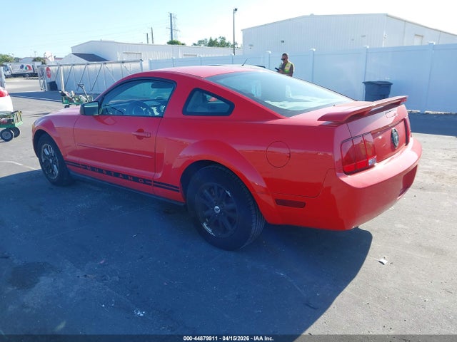 2006 FORD MUSTANG 1ZVFT80N165202527 Photo 2