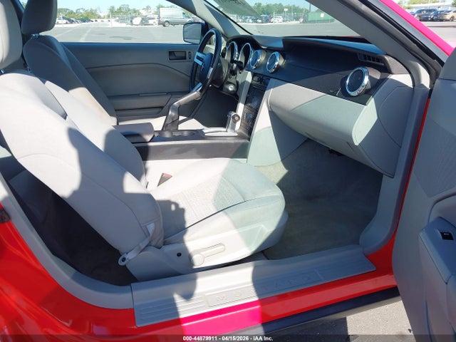 2006 FORD MUSTANG 1ZVFT80N165202527 Photo 4