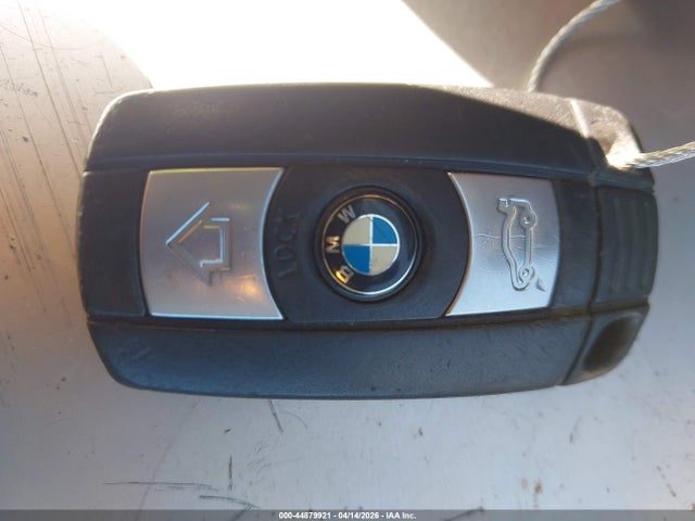 Продажа на аукционе авто 2008 Bmw 328i, vin: WBAWB33558P135374, номер лота: 44879921