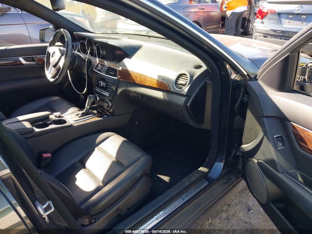 WDDGF4HB5EG222340 Mercedes-Benz C 250 Sport