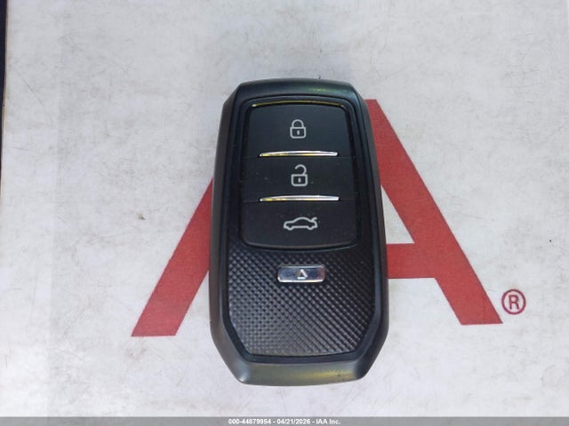 44879954 :رقم المزاد ، 4T1B11HK1KU199729 vin ، 2019 Toyota Camry Se مزاد بيع