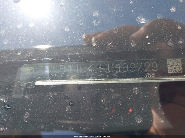 44879954 :رقم المزاد ، 4T1B11HK1KU199729 vin ، 2019 Toyota Camry Se مزاد بيع