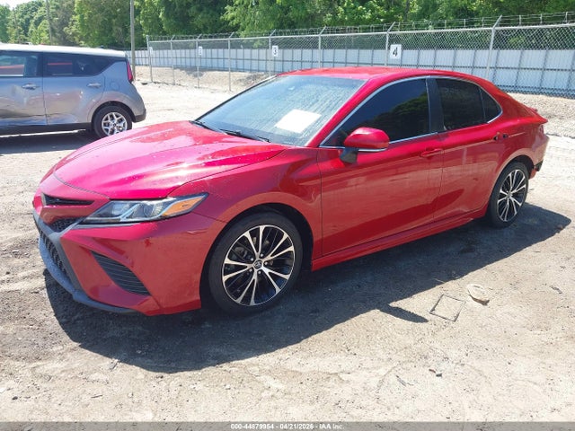 44879954 :رقم المزاد ، 4T1B11HK1KU199729 vin ، 2019 Toyota Camry Se مزاد بيع