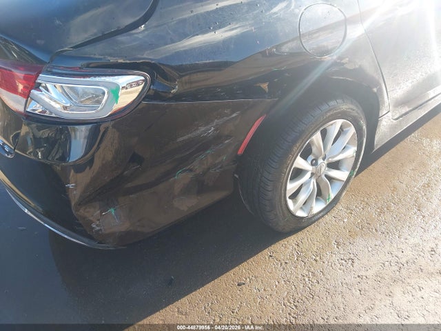 Продажа на аукционе авто 2015 Chrysler 200 C, vin: 1C3CCCCB3FN618903, номер лота: 44879956