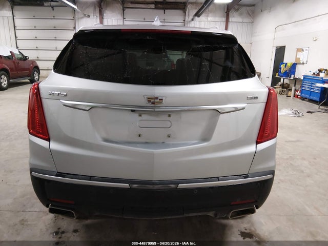 44879959 :رقم المزاد ، 1GYKNBRS7HZ195526 vin ، 2017 Cadillac Xt5 Luxury مزاد بيع