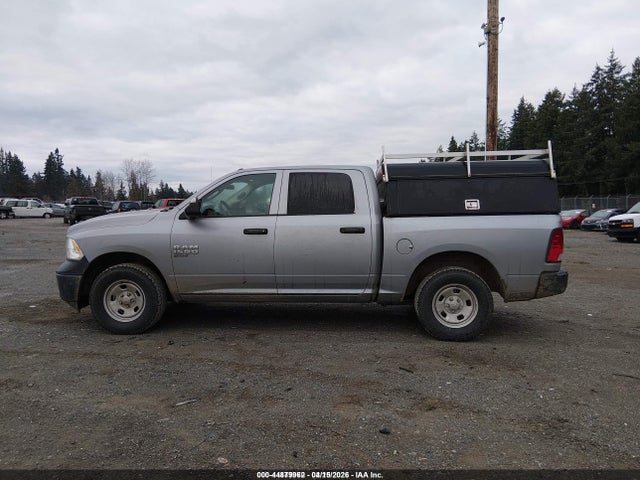 3C6RR7KG1LG205365 RAM 1500 Classic Tradesman 4x4 5&#039;7 Box