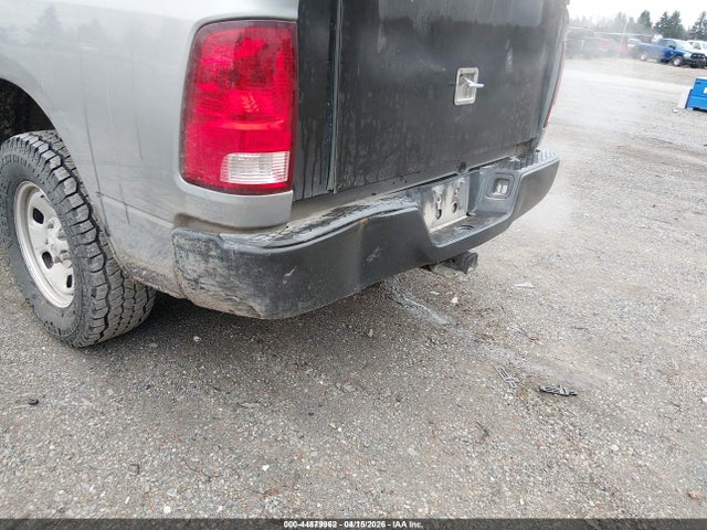 3C6RR7KG1LG205365 RAM 1500 Classic Tradesman 4x4 5&#039;7 Box