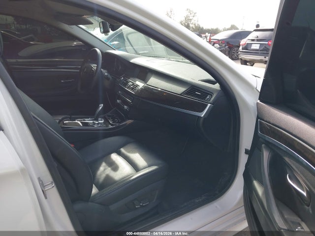 2013 Bmw 528i მანქანა იყიდება აუქციონზე, vin: WBAXG5C59DDY32821, აუქციონის ნომერი: 44880002