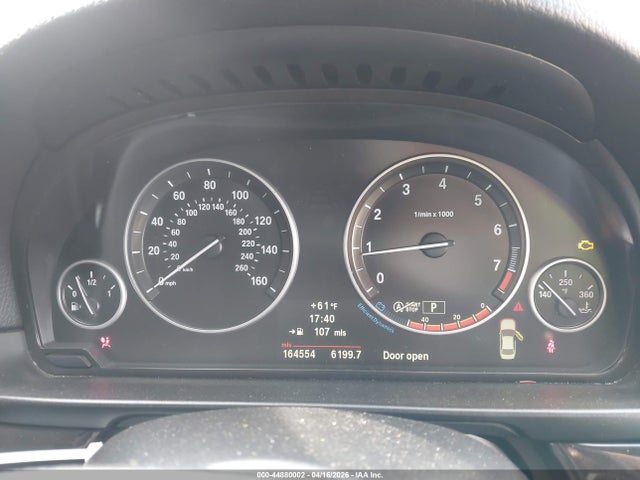 2013 Bmw 528i მანქანა იყიდება აუქციონზე, vin: WBAXG5C59DDY32821, აუქციონის ნომერი: 44880002