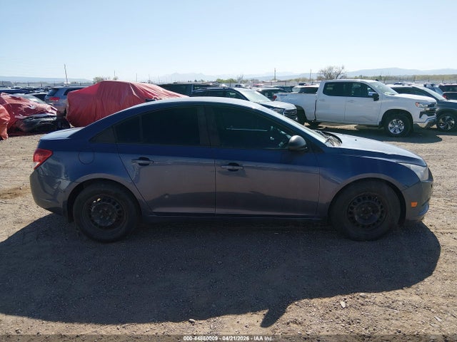 1G1PA5SHXE7465484 Chevrolet Cruze Ls Auto
