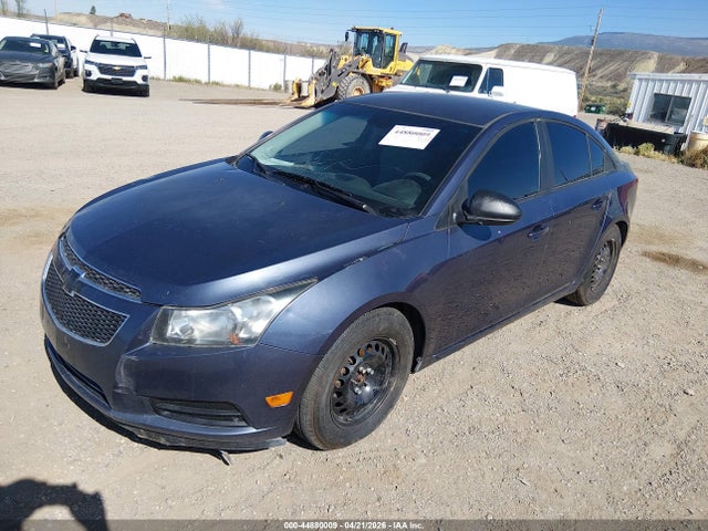 1G1PA5SHXE7465484 Chevrolet Cruze Ls Auto