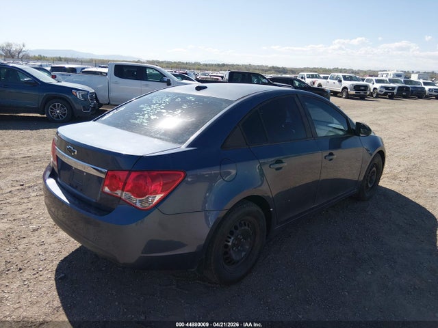 1G1PA5SHXE7465484 Chevrolet Cruze Ls Auto