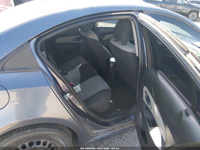 1G1PA5SHXE7465484 Chevrolet Cruze Ls Auto