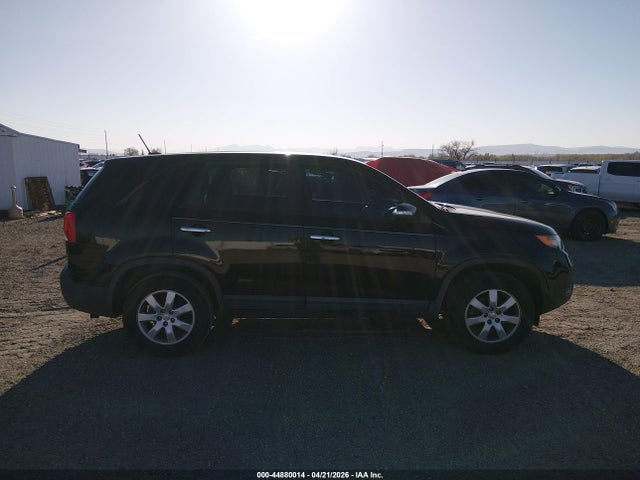 Продажа на аукционе авто 2011 Kia Sorento Lx, vin: 5XYKT3A14BG080733, номер лота: 44880014