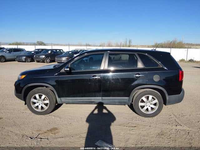 Продажа на аукционе авто 2011 Kia Sorento Lx, vin: 5XYKT3A14BG080733, номер лота: 44880014
