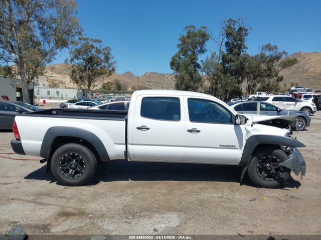 2015 Toyota Tacoma Prerunner V6 მანქანა იყიდება აუქციონზე, vin: 3TMKU4HN7FM045060, აუქციონის ნომერი: 44880025