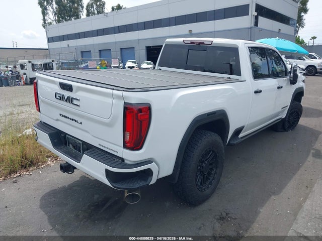 1GT49REY1MF102629 GMC Sierra 2500hd 4wd Standard Bed Denali
