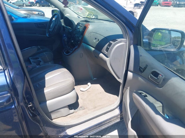Продажа на аукционе авто 2006 Kia Sedona Ex/lx, vin: KNDMB233866054178, номер лота: 44880039