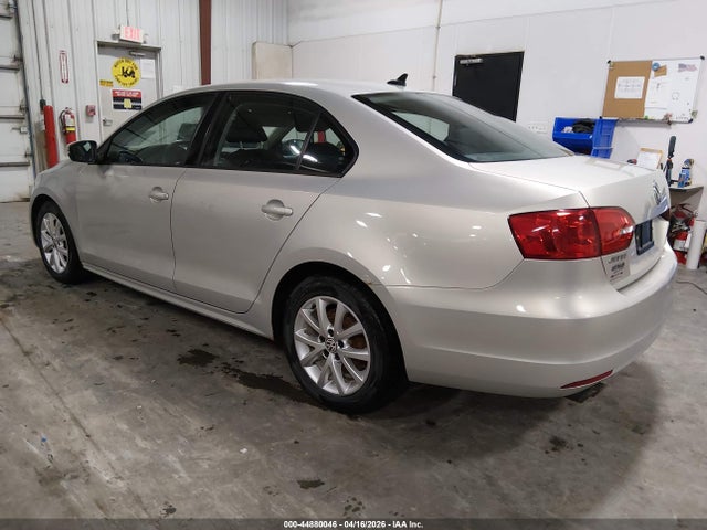2011 Volkswagen Jetta 2.5l Se მანქანა იყიდება აუქციონზე, vin: 3VWDX7AJ3BM009219, აუქციონის ნომერი: 44880046