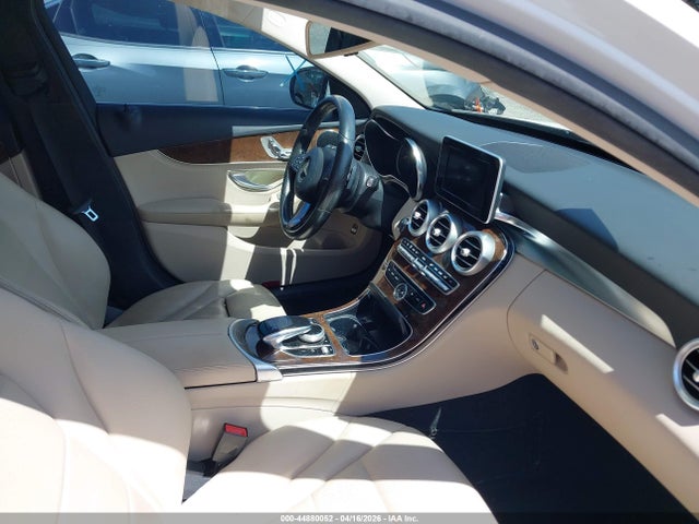 Aukcja sprzedaży 2015 Mercedes-benz C 300, vin: 55SWF4JB9FU060786, numer aukcji: 44880052