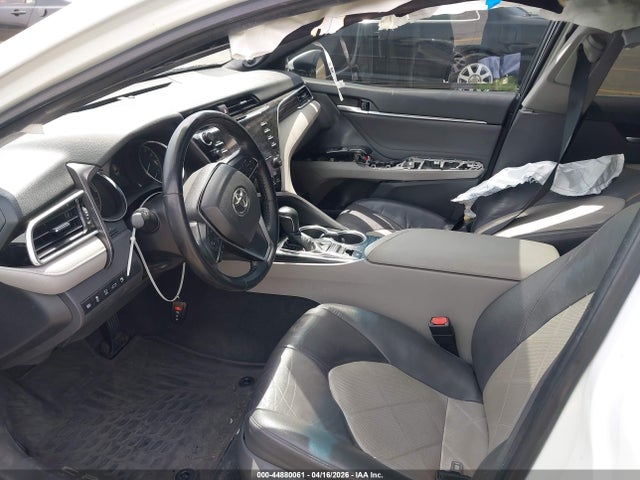 4T1B21HK3JU002006 Toyota Camry Hybrid Xle