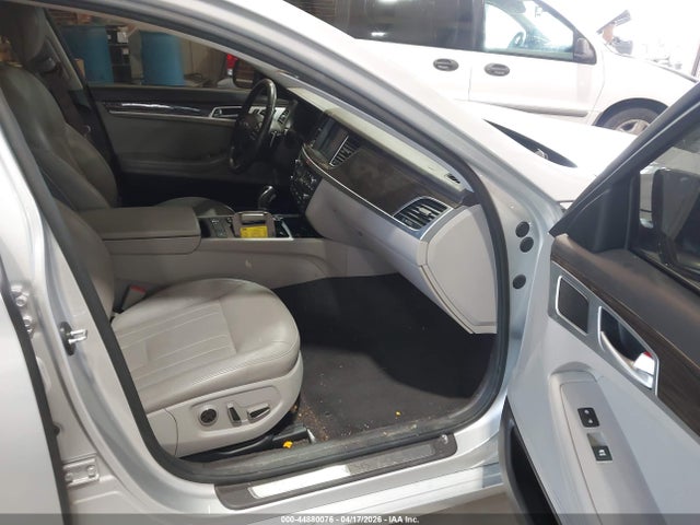 2017 Genesis G80 3.8 მანქანა იყიდება აუქციონზე, vin: KMHGN4JE3HU168054, აუქციონის ნომერი: 44880076