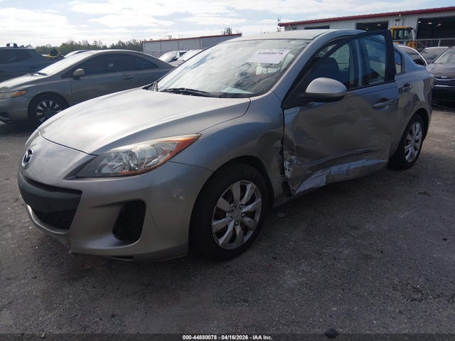 2012 Mazda Mazda3 I Sport მანქანა იყიდება აუქციონზე, vin: JM1BL1UF9C1679768, აუქციონის ნომერი: 44880078