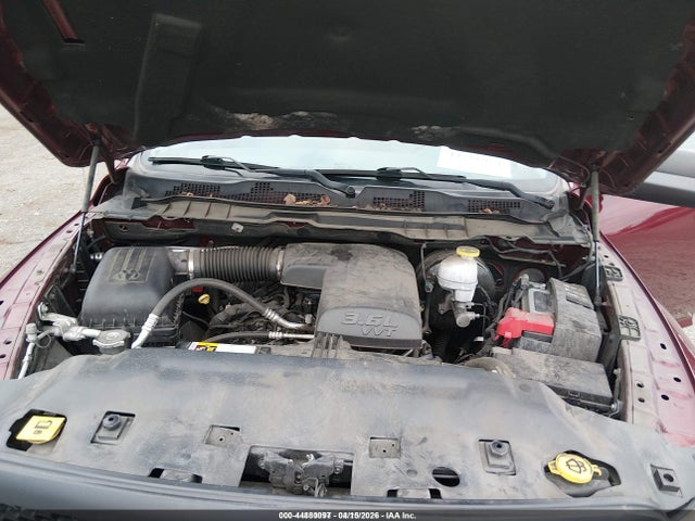 1C6RR7KG0JS297204 RAM 1500 Tradesman 4x4 5&#039;7 Box