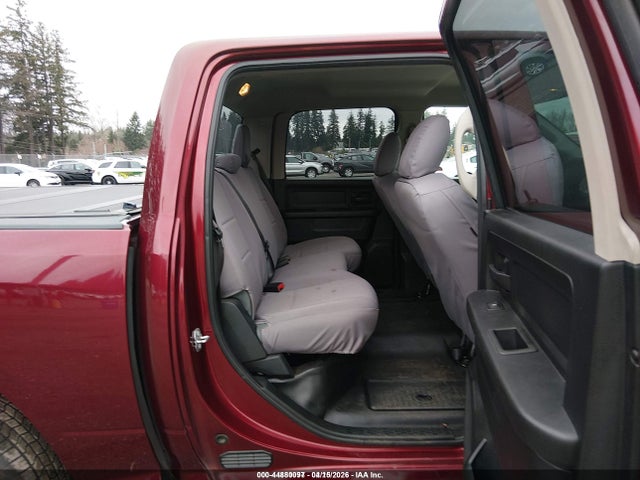 1C6RR7KG0JS297204 RAM 1500 Tradesman 4x4 5&#039;7 Box
