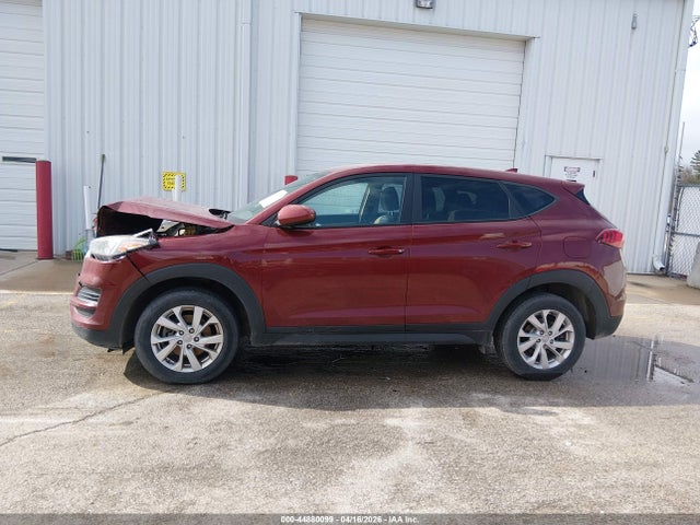 2020 Hyundai Tucson Se მანქანა იყიდება აუქციონზე, vin: KM8J23A47LU158541, აუქციონის ნომერი: 44880099