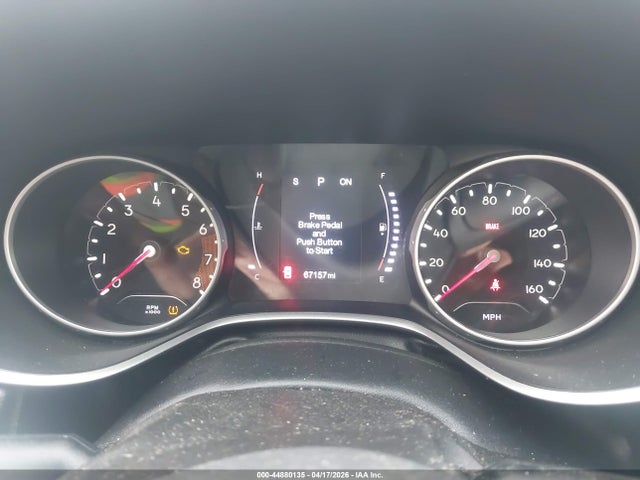 44880135 :رقم المزاد ، 3C4NJDBB4KT678460 vin ، 2019 Jeep Compass Latitude 4x4 مزاد بيع