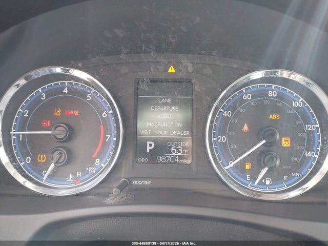5YFBURHE3KP927777 Toyota COROLLA LE