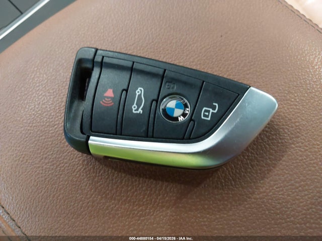 Продаж на аукціоні авто 2021 Bmw 330i, vin: 3MW5R1J04M8B66997, номер лоту: 44880154