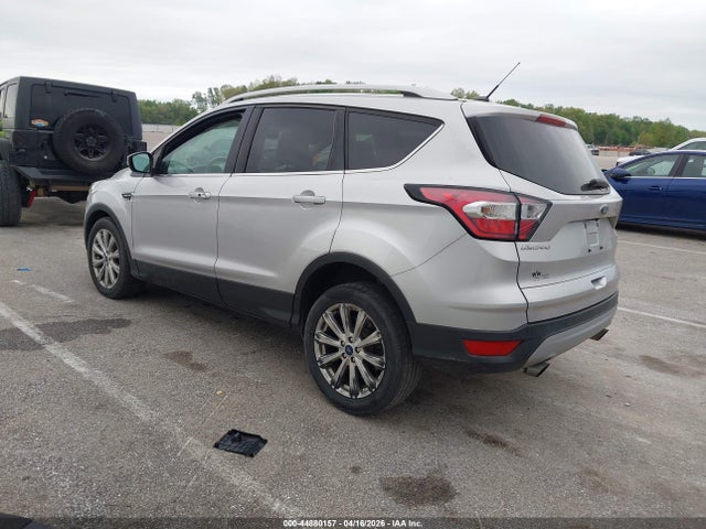 2017 Ford Escape Titanium მანქანა იყიდება აუქციონზე, vin: 1FMCU9JD7HUE95238, აუქციონის ნომერი: 44880157