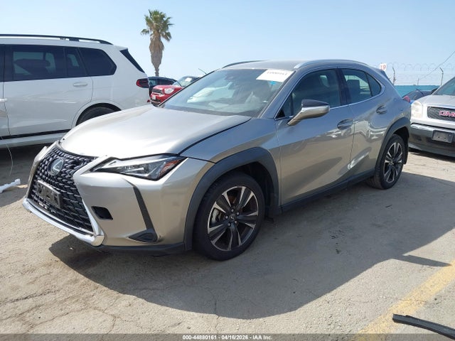 JTHX3JBH7L2030120 Lexus UX 200