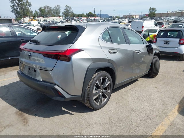 JTHX3JBH7L2030120 Lexus UX 200