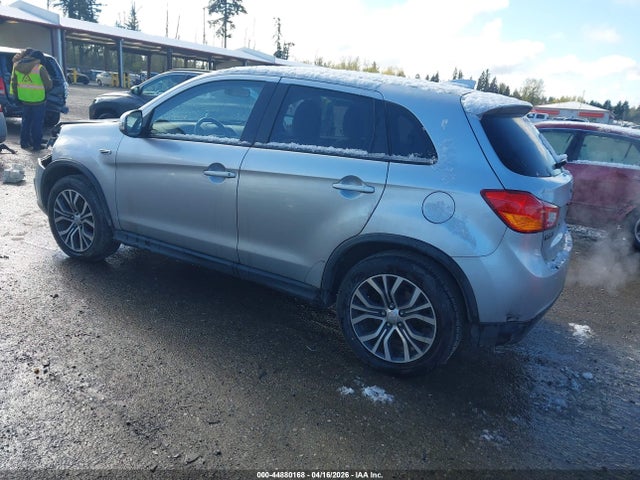 JA4AP3AU4HZ064157 Mitsubishi Outlander Sport 2.0 Es/2.0 Le