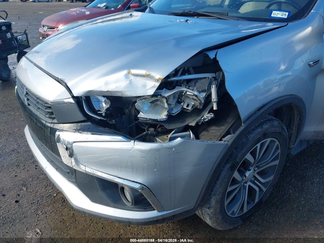 JA4AP3AU4HZ064157 Mitsubishi Outlander Sport 2.0 Es/2.0 Le