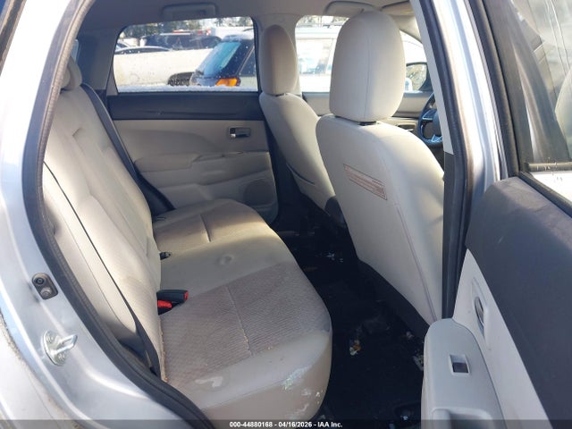 JA4AP3AU4HZ064157 Mitsubishi Outlander Sport 2.0 Es/2.0 Le