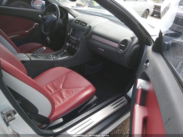 44880173 :رقم المزاد ، WDBWK56F85F042710 vin ، 2005 Mercedes-benz Slk 350 مزاد بيع